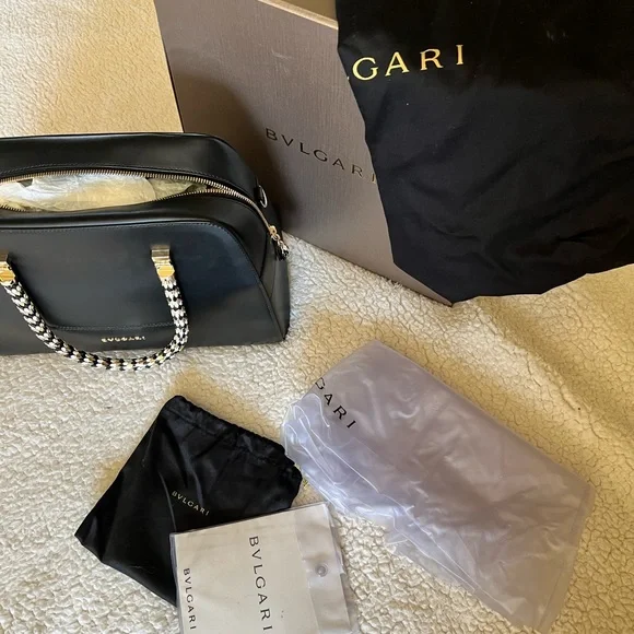 Authentic Bvlgari black leather top handle bag - Picture 10 of 11